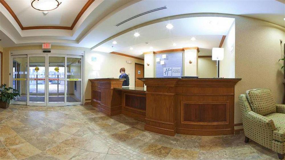 Holiday Inn Express Hotel & Suites Lake Zurich-Barrington By Ihg Zewnętrze zdjęcie