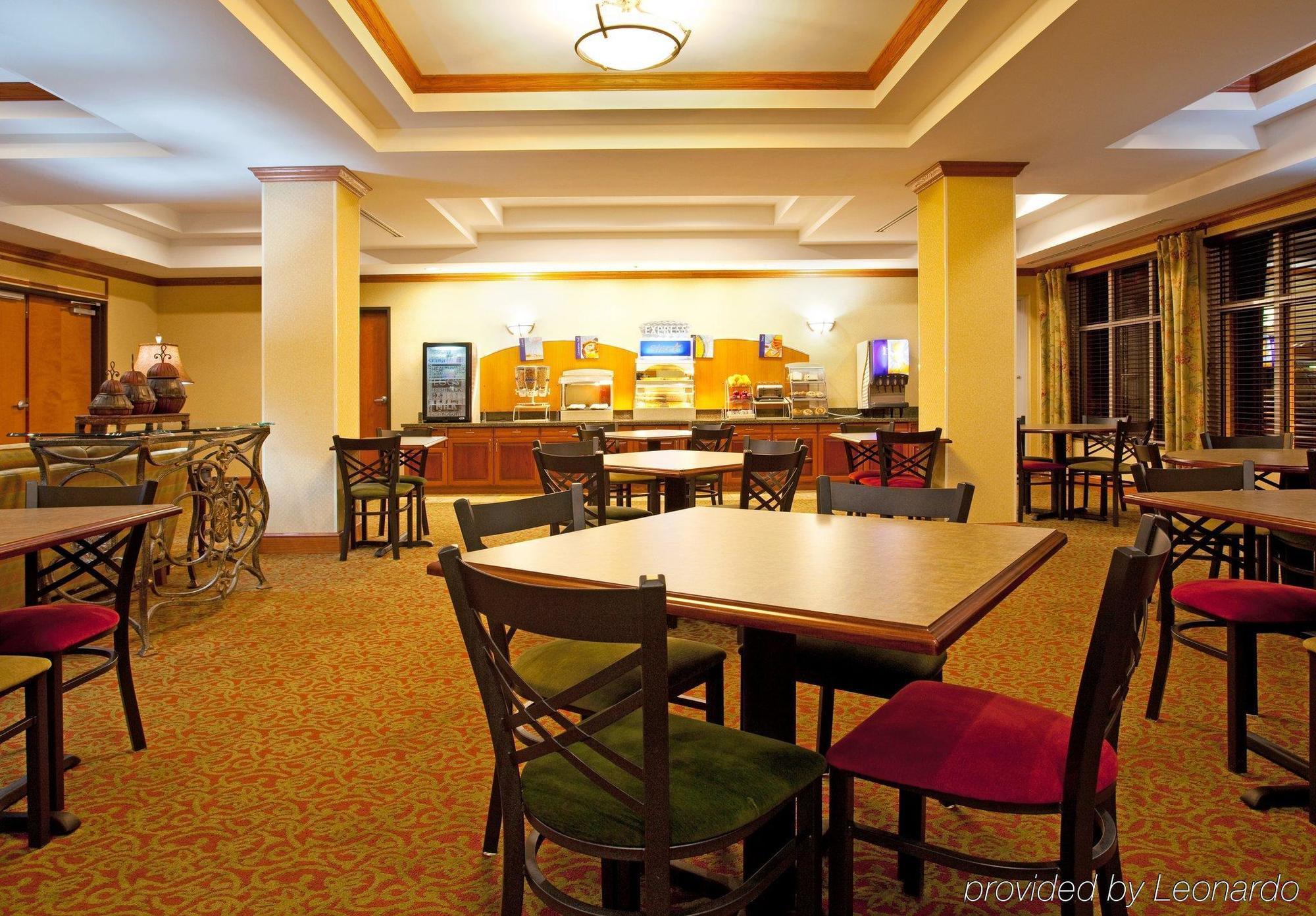 Holiday Inn Express Hotel & Suites Lake Zurich-Barrington By Ihg Zewnętrze zdjęcie