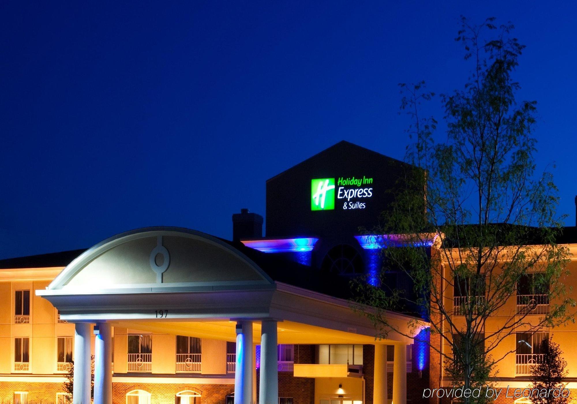 Holiday Inn Express Hotel & Suites Lake Zurich-Barrington By Ihg Zewnętrze zdjęcie