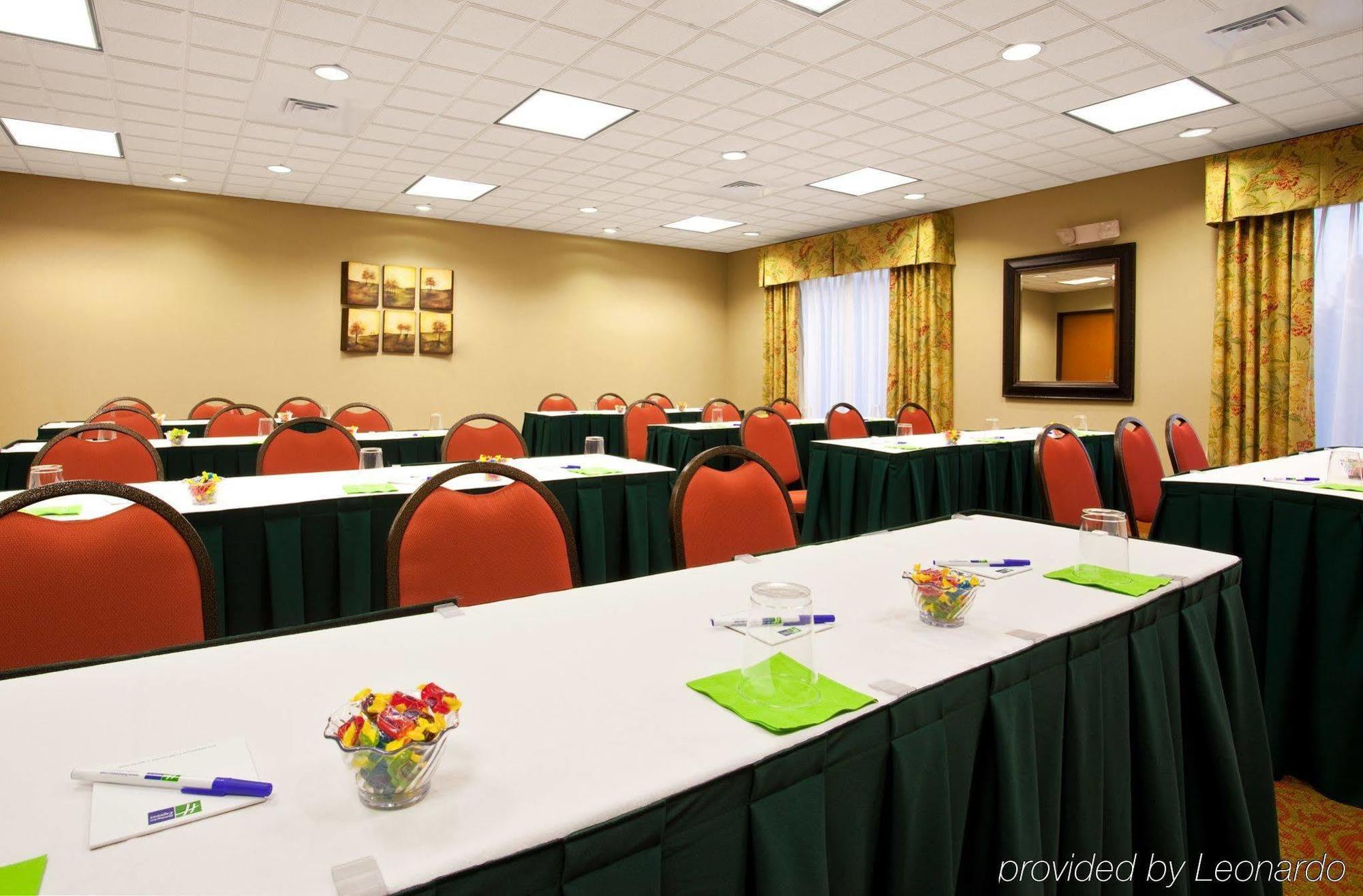 Holiday Inn Express Hotel & Suites Lake Zurich-Barrington By Ihg Zewnętrze zdjęcie