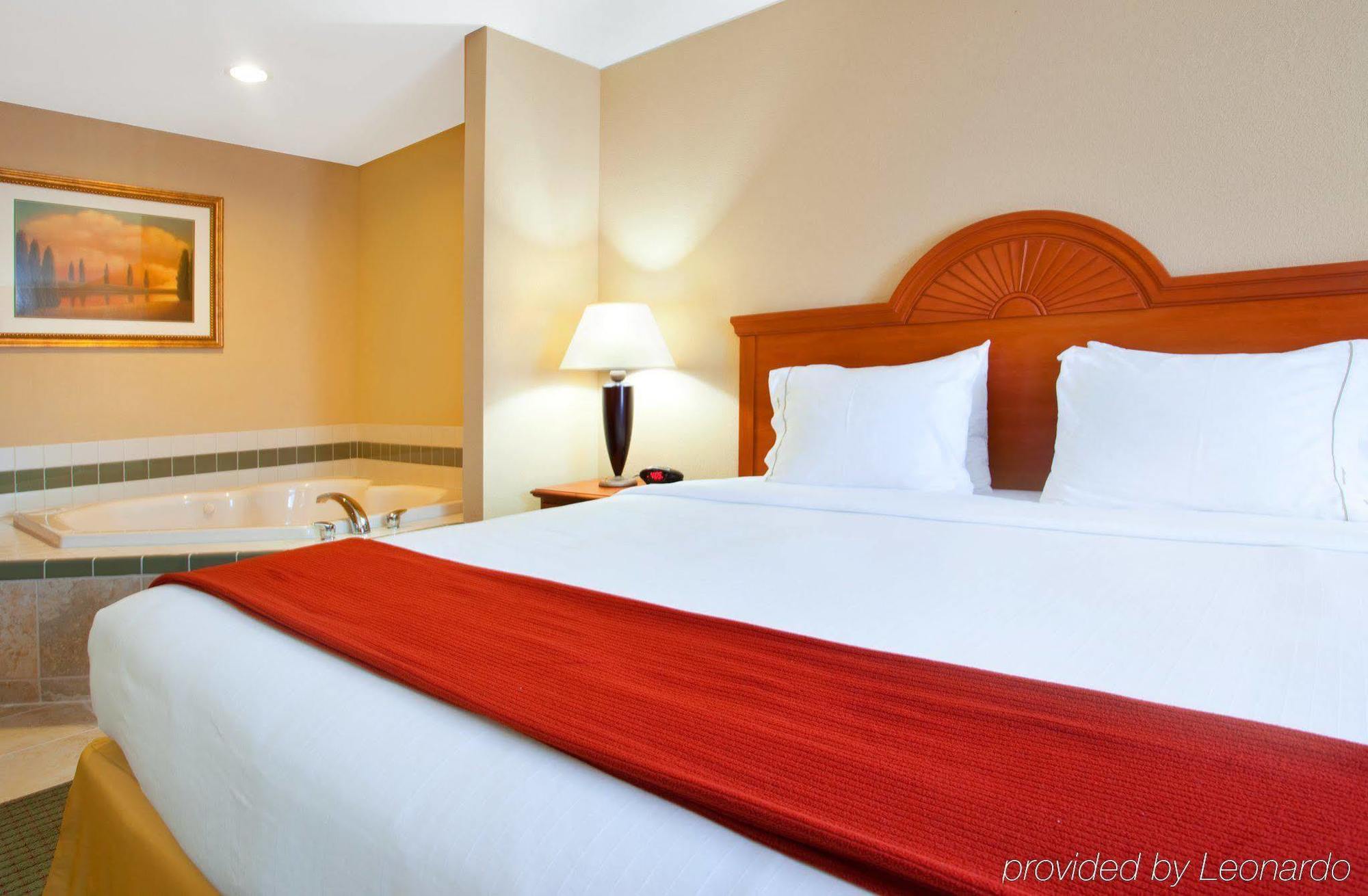 Holiday Inn Express Hotel & Suites Lake Zurich-Barrington By Ihg Zewnętrze zdjęcie